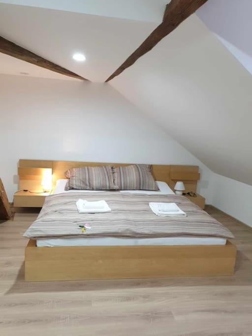 U Cerneho Orla Apartment *